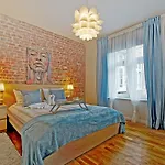 Starogdanski Przy Ul Dlugiej Apartmán